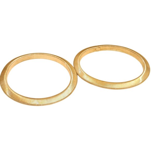 Vintage Bangles Stretch Modernist Gold-Tone Coil Metal Ribbed 80s Jewlery - Picture 3 of 5